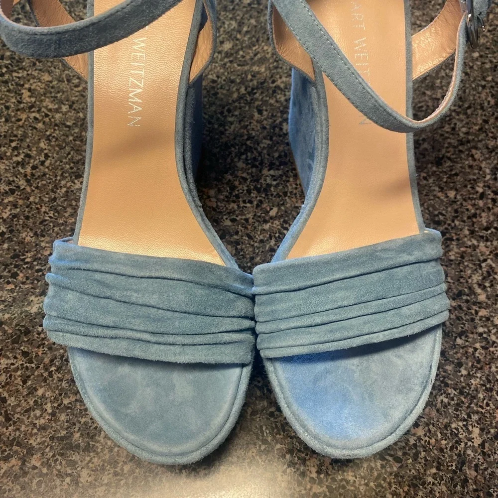 “STUART WEITZMAN” Suede Platform Wedge Sandal